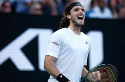 开云体育下载-澳网逆转美网，西西帕斯刷新纪录