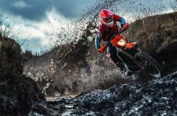 开云体育登录-西甲国家德比之夜，伊布全场最佳无争议