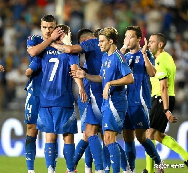 法国击溃意大利,连胜欧洲国家杯预选赛小组赛 法国击溃意大利,连胜欧洲国家杯预选赛小组赛