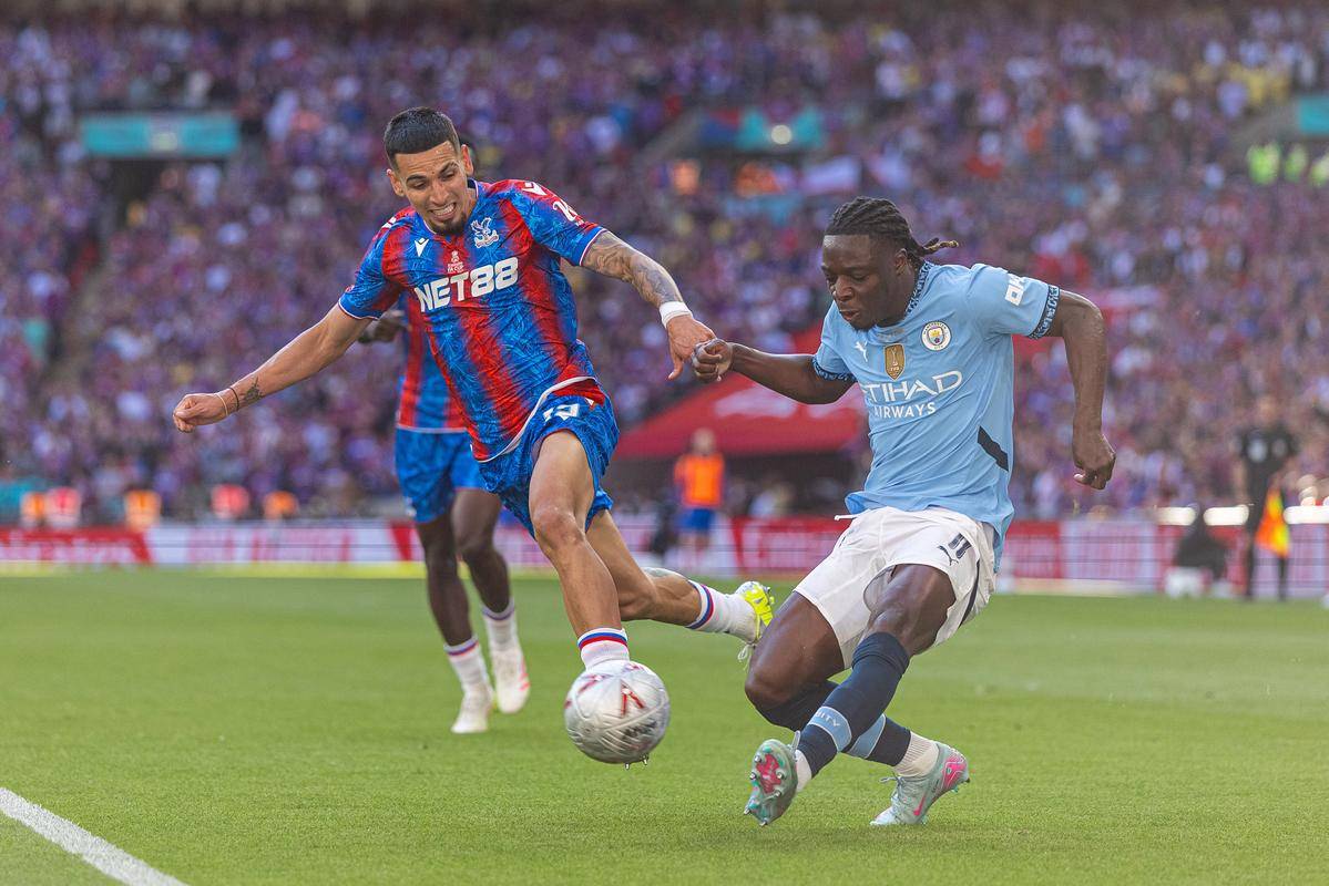 水晶宫客场逼平埃弗顿，保级形势不容乐观的简单介绍