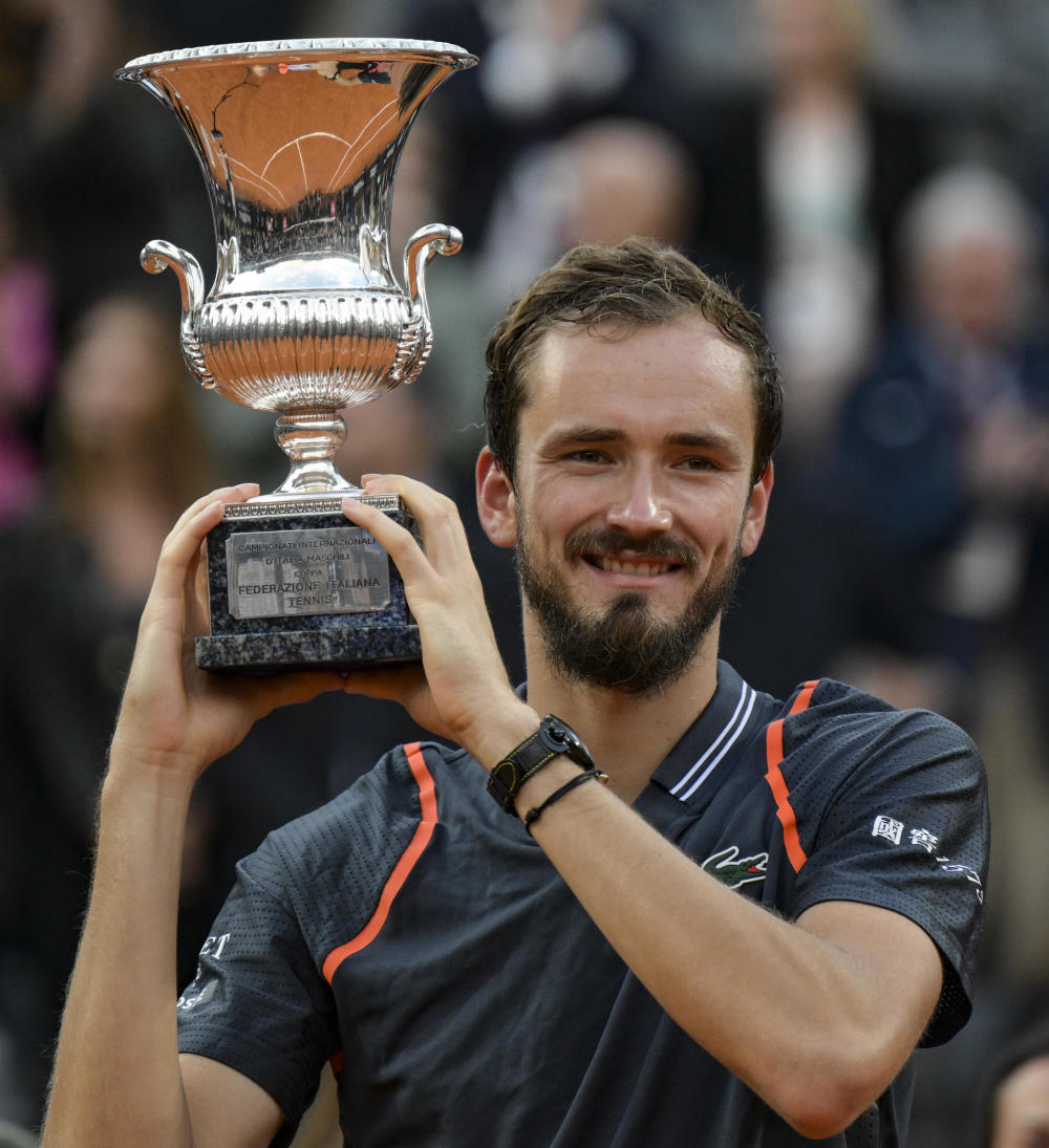 德国网球队力克欧洲网球队,梅德韦杰夫送出助攻的简单介绍 德国网球队力克欧洲网球队,梅德韦杰夫送出助攻的简单介绍