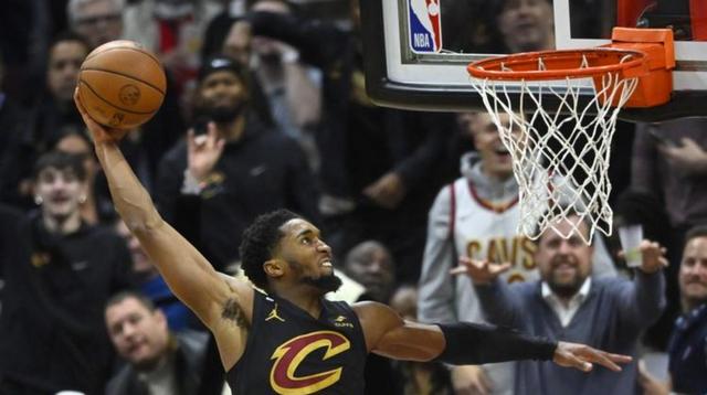 凯尔特人B队碾压快船，萨姆·米切尔一己之力扛起全队的简单介绍