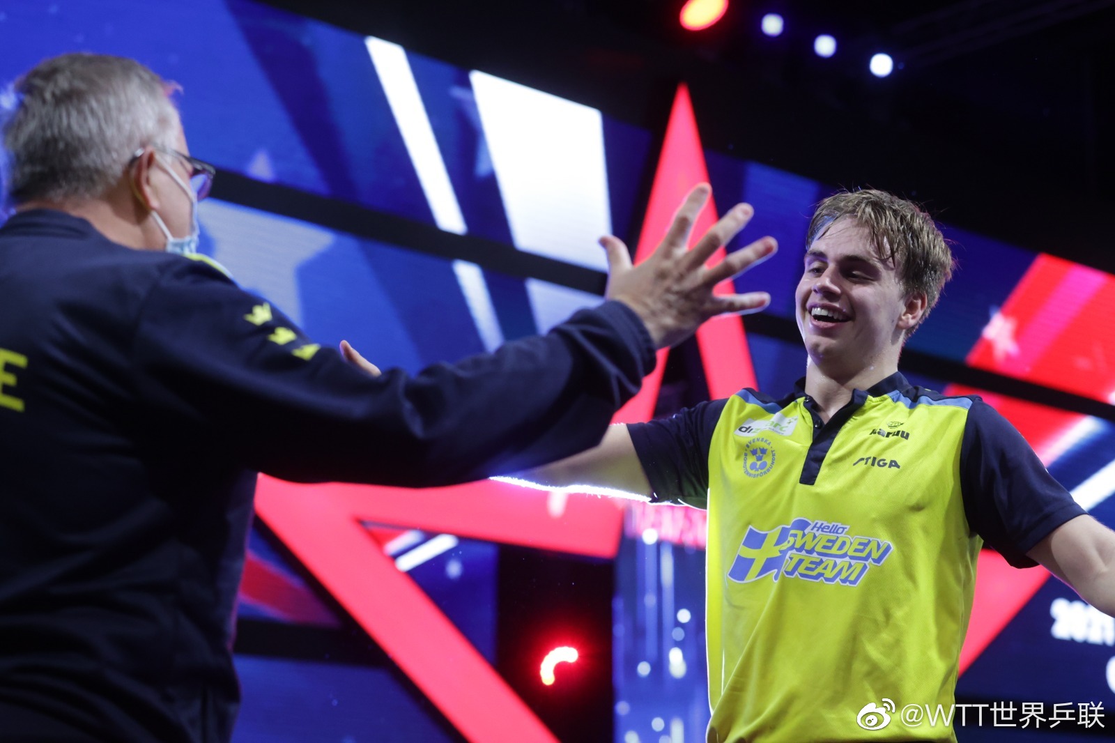 日本队险胜瑞典队，波尔统治全场的简单介绍